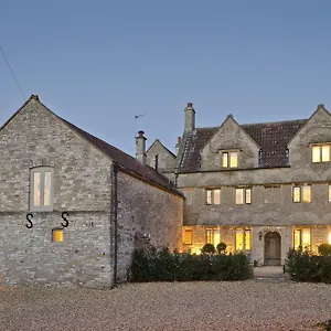 Brittons Farm And Cottages, Hot Tub And Gym Bath